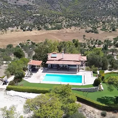 Villa Lahtagas Estate With Private Swimming Pool