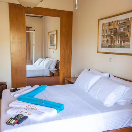 Lahtagas Estate With Private Swimming Pool Loutraki (Corinthia)
