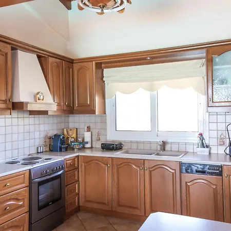 Villa Lahtagas Estate - Private Pool & Sea View - Nature Loutráki