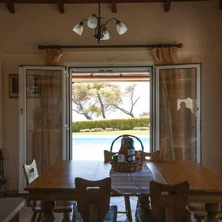 Lahtagas Estate With Private Swimming Pool *