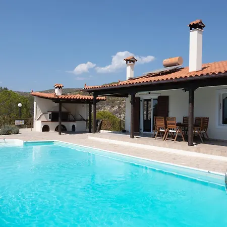 Villa Lahtagas Estate - Private Pool & Sea View - Nature Loutráki